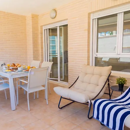 2 Bd Pool Padel Homestay *
